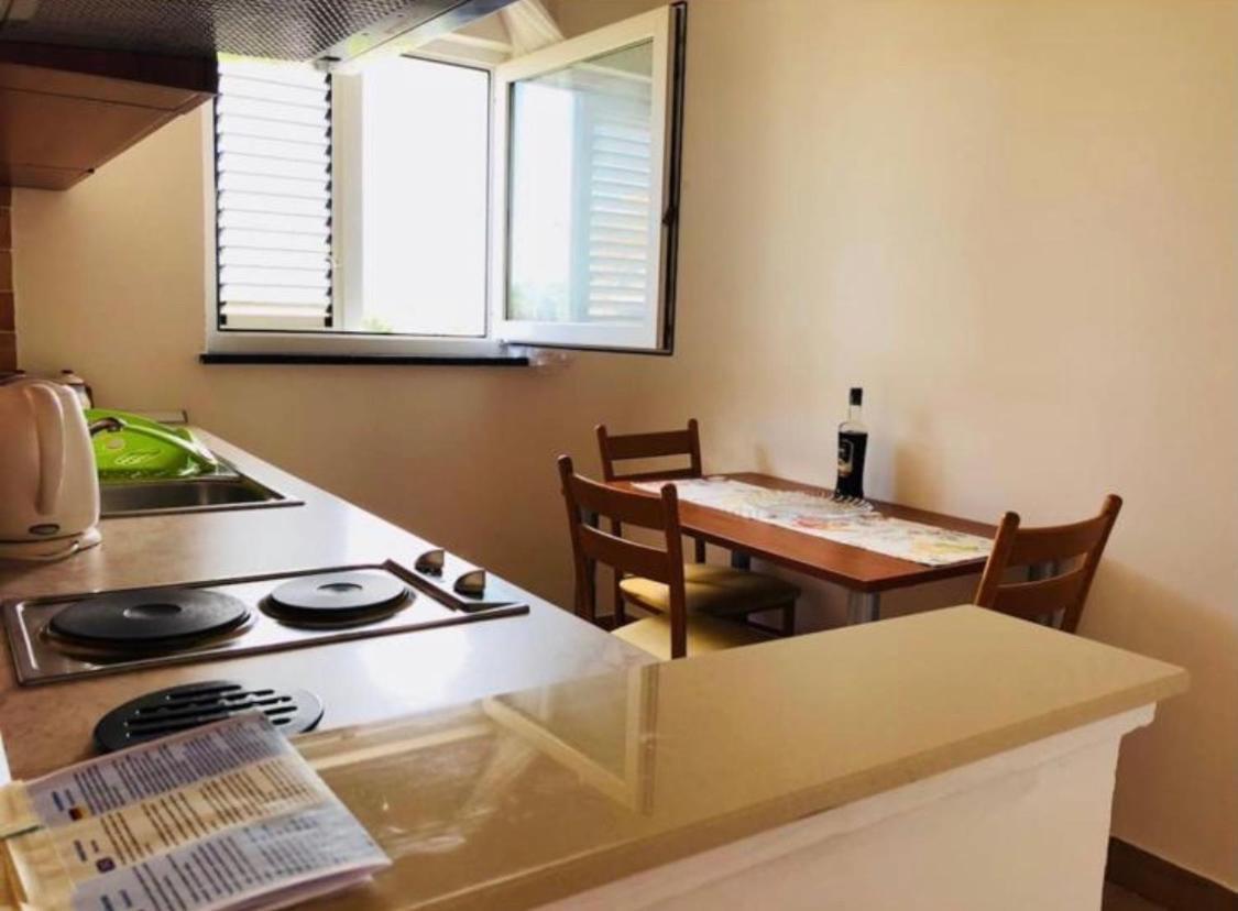 Danijel Apartman Vir Kültér fotó